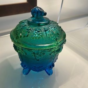 Jeanette glass candy dish. Circa 1960s